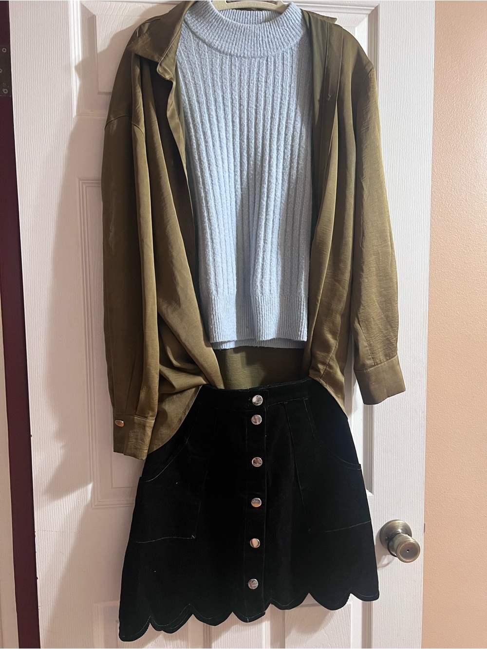 UV Black Scallop Button-Front Corduroy Skirt